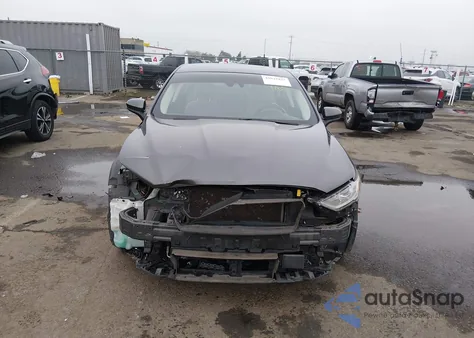 2020 Ford Fusion S z USA, uszkodzony, nr VIN 3FA6P0G76LR256257